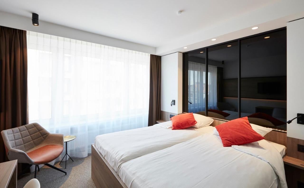 Hotel Nelson Кнокке-Хейст Экстерьер фото